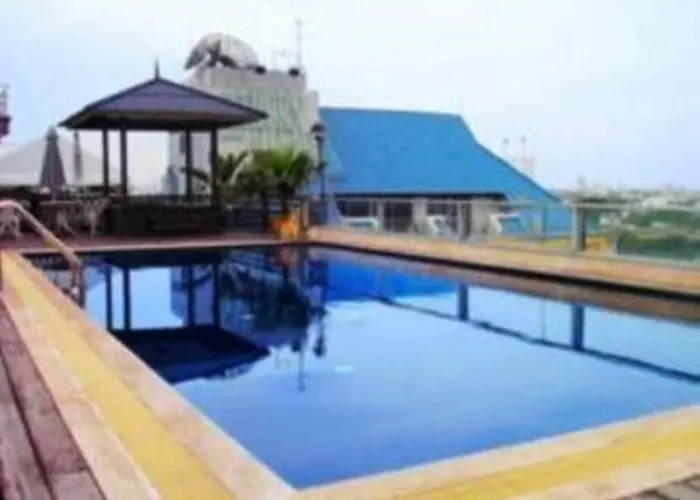 King Royal Garden Inn